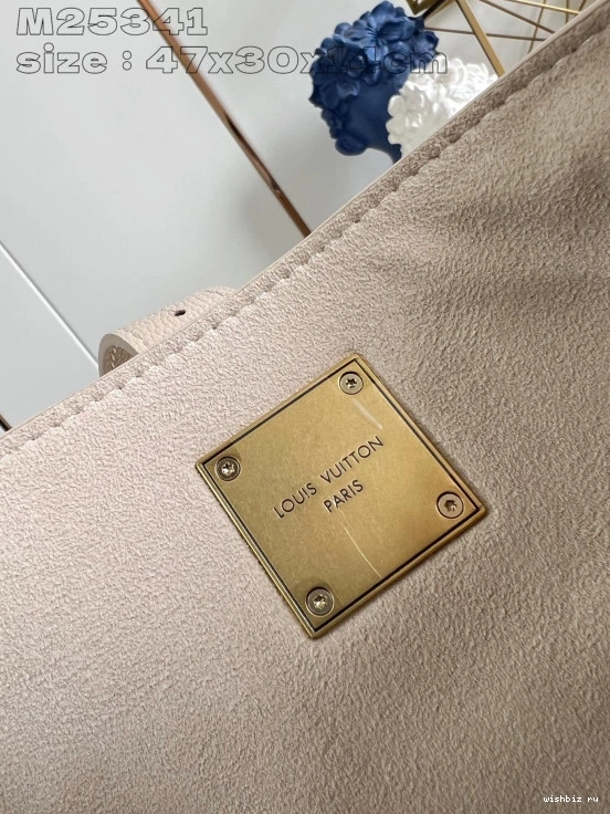 WIS VUITTON Low LOUIS Cabas Key MM-47*30*14CM 1001